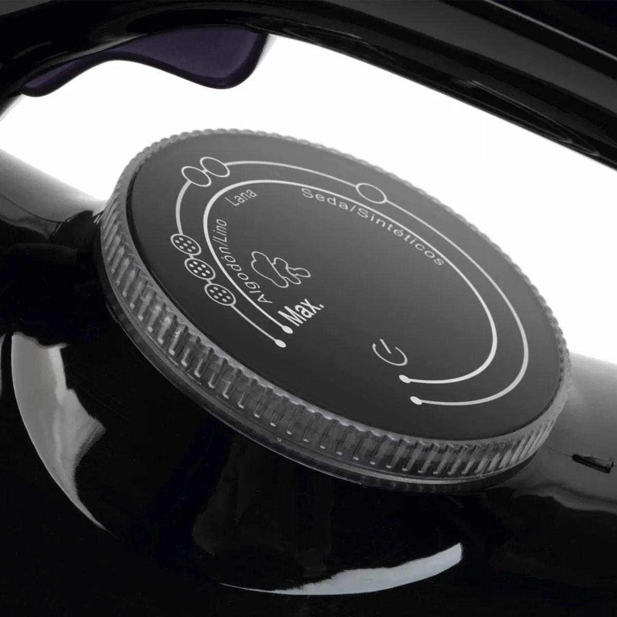 Centro de planchado JATA JECP8523 con plancha de suela cerámica. Vapor constante