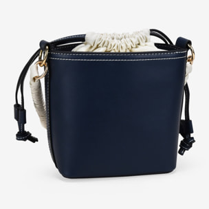 Bolso cubo azul con asa trenzada
