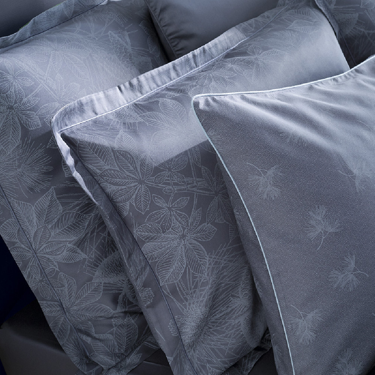 Taie d'oreiller satin de coton imprimé bleu Marronniers bleu