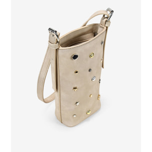 Bolso bandolera arena con apliques metálicos
