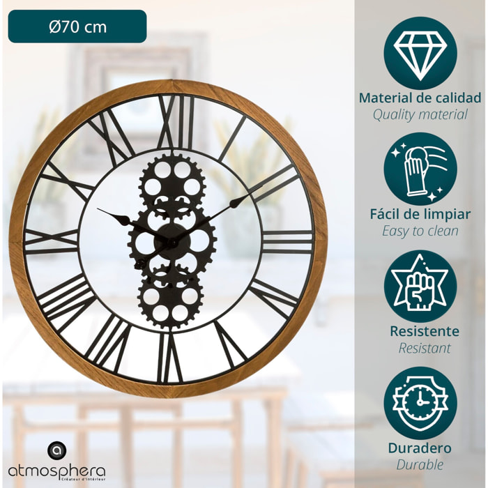 Reloj mecánico  retro en metal y madera