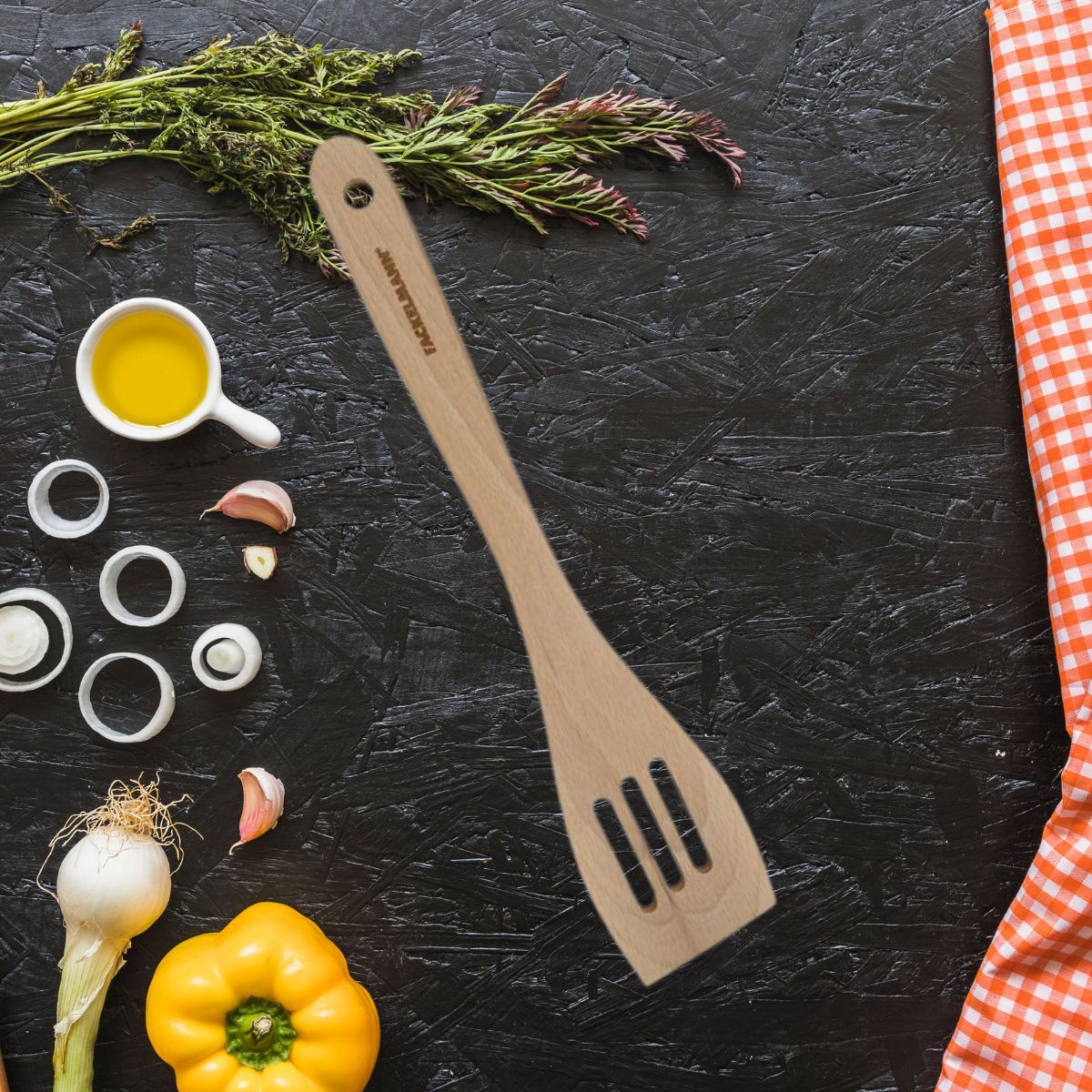 Spatule de cuisine ajourée 30 cm Fackelmann