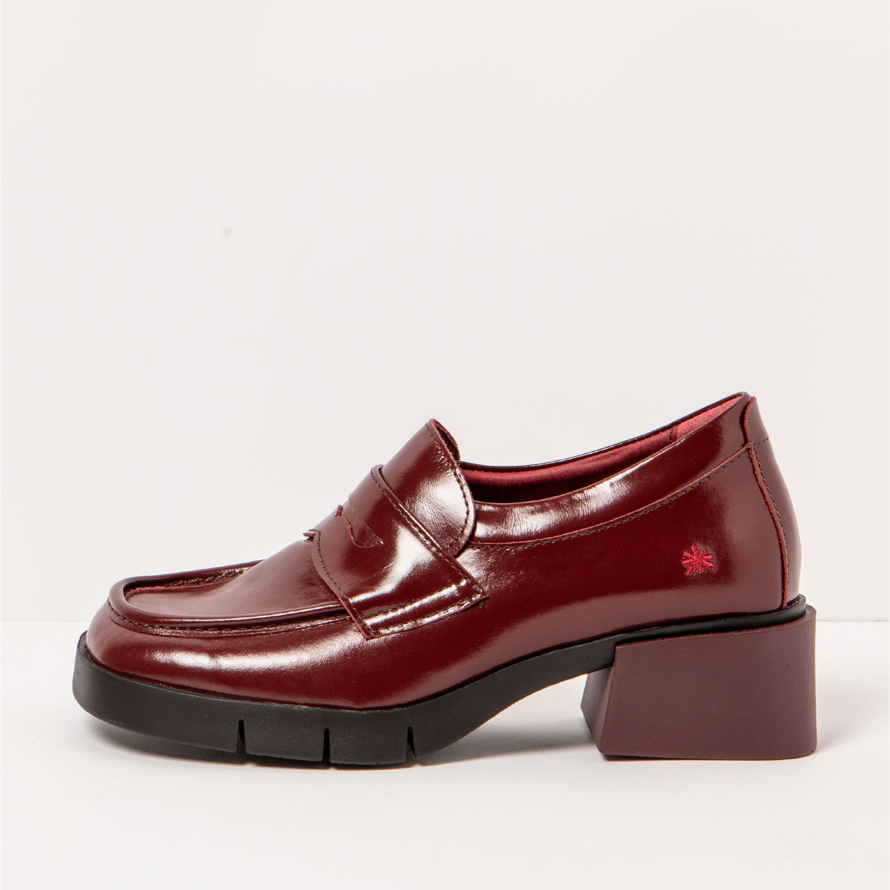 Zapatos 1283 NAPPA SHINNY BURDEOS / VARSOVIA color Burdeos