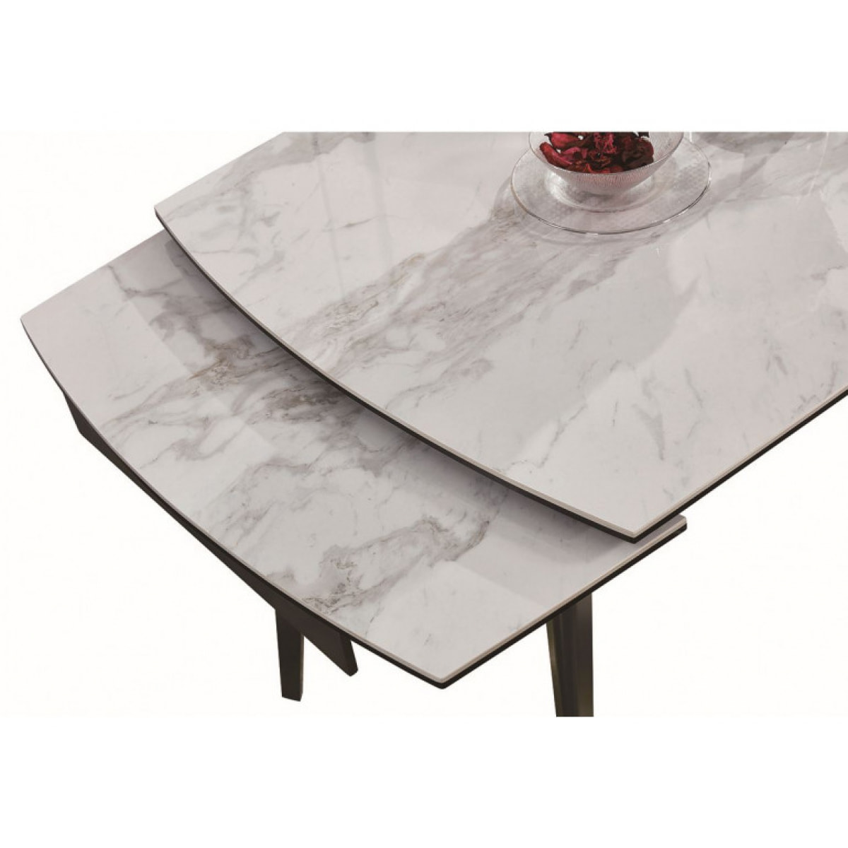 Table extensible céramique blanc marbré pieds métal noir L120/178cm - LEEDS