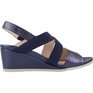 Sandalias Mujer de la marca STONEFLY  modelo SWEET III 10 LAMINATED LTH Blue