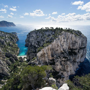 Affiche plage et calanques à cassis Affiche sous cadre bois
