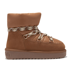 Botas Australianas Nordic  Acabado Acoclchado Nova Low Bomb Marron D.Franklin