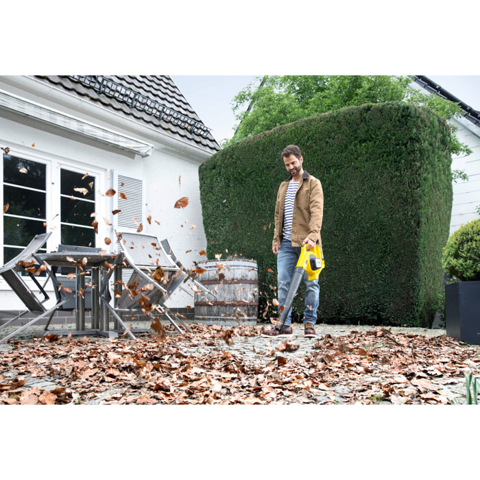 Souffleur de feuilles Karcher LBL 2 - Vitesse air 110 km/h- Volume air 450 m³/h- Batterie 18V 2-5 Ah