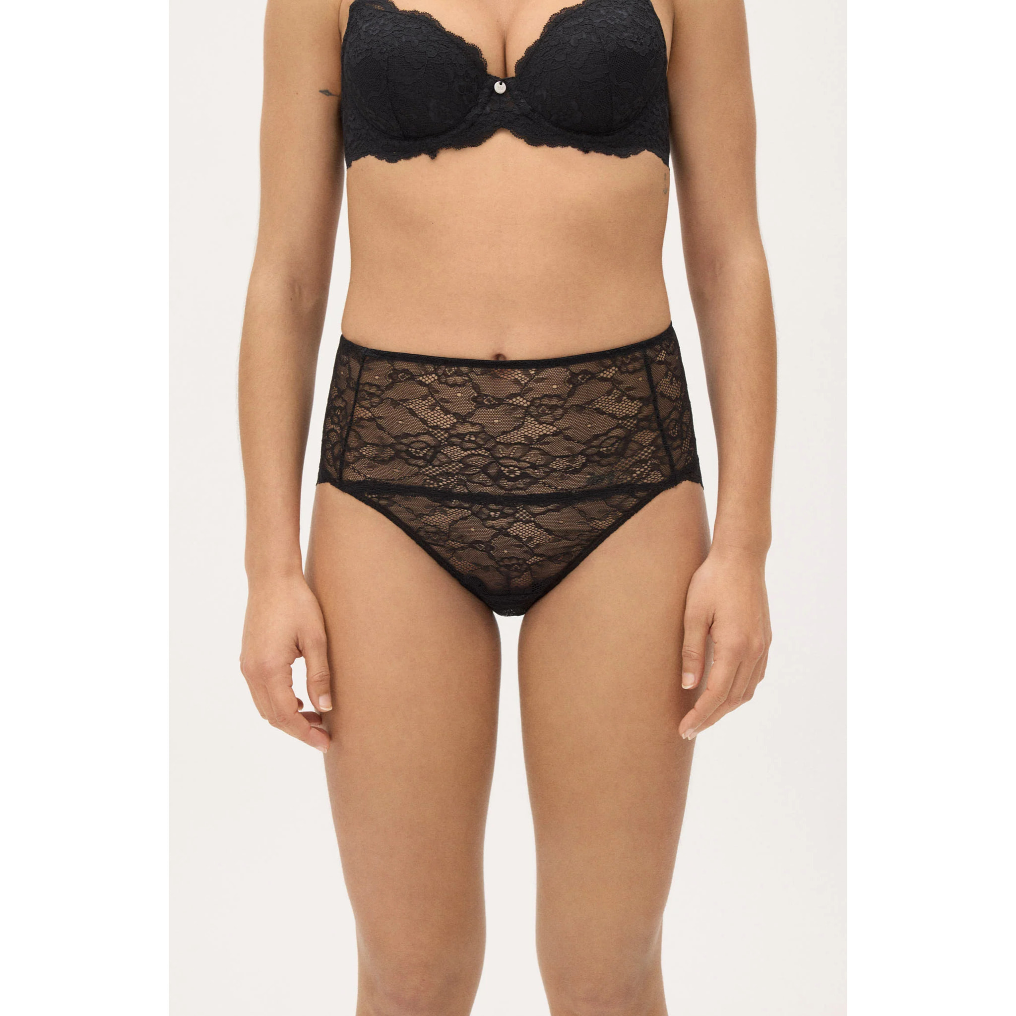 Slip a vita alta in pizzo color avorio