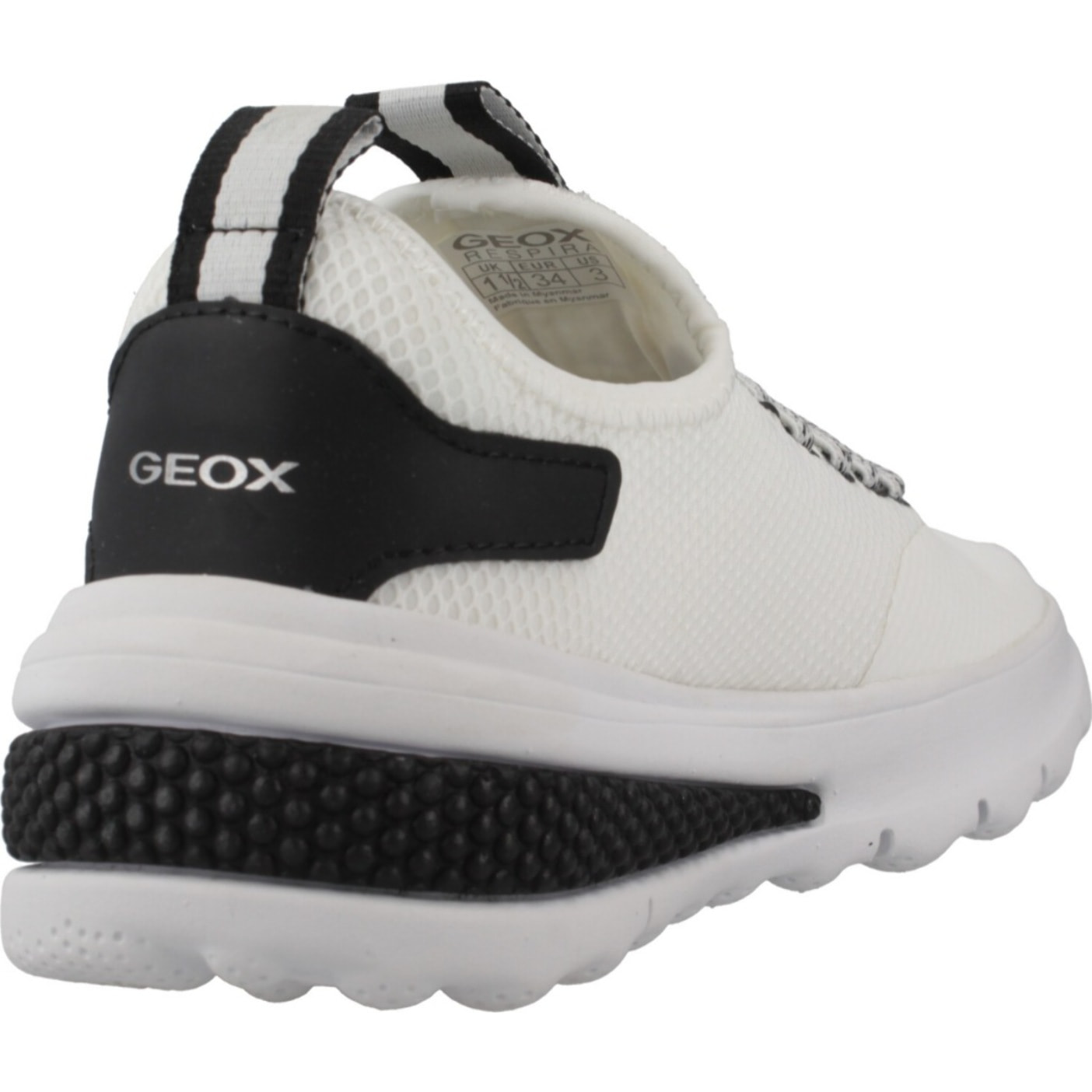 Zapatillas Niño de la marca GEOX  modelo J ACTIVART BOY White