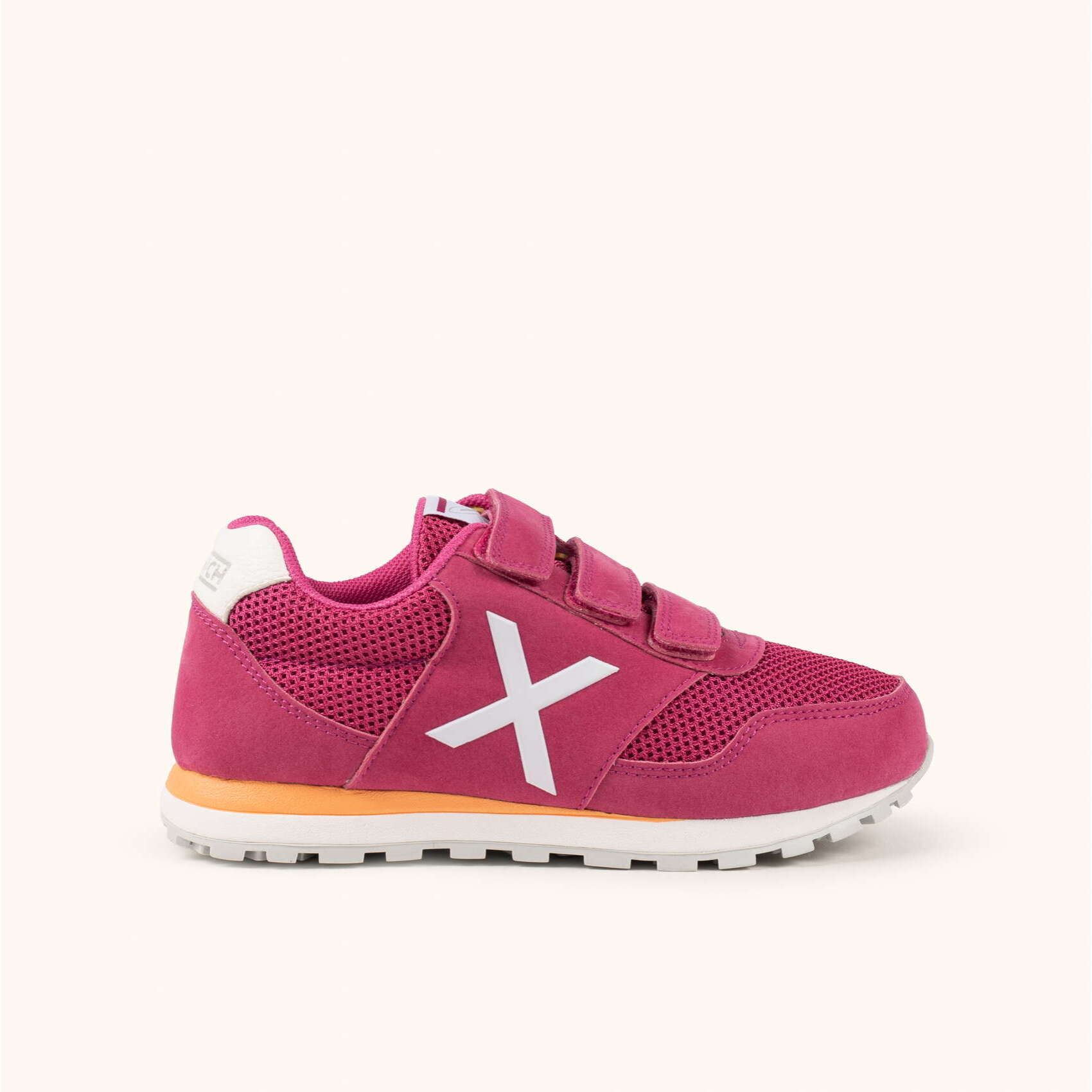 MUNICH DASH KID VCO 2.0 177 Zapatilla Retro Running Infantil Fucsia con Cierre de Velcro y Detalles Blancos y Naranjas