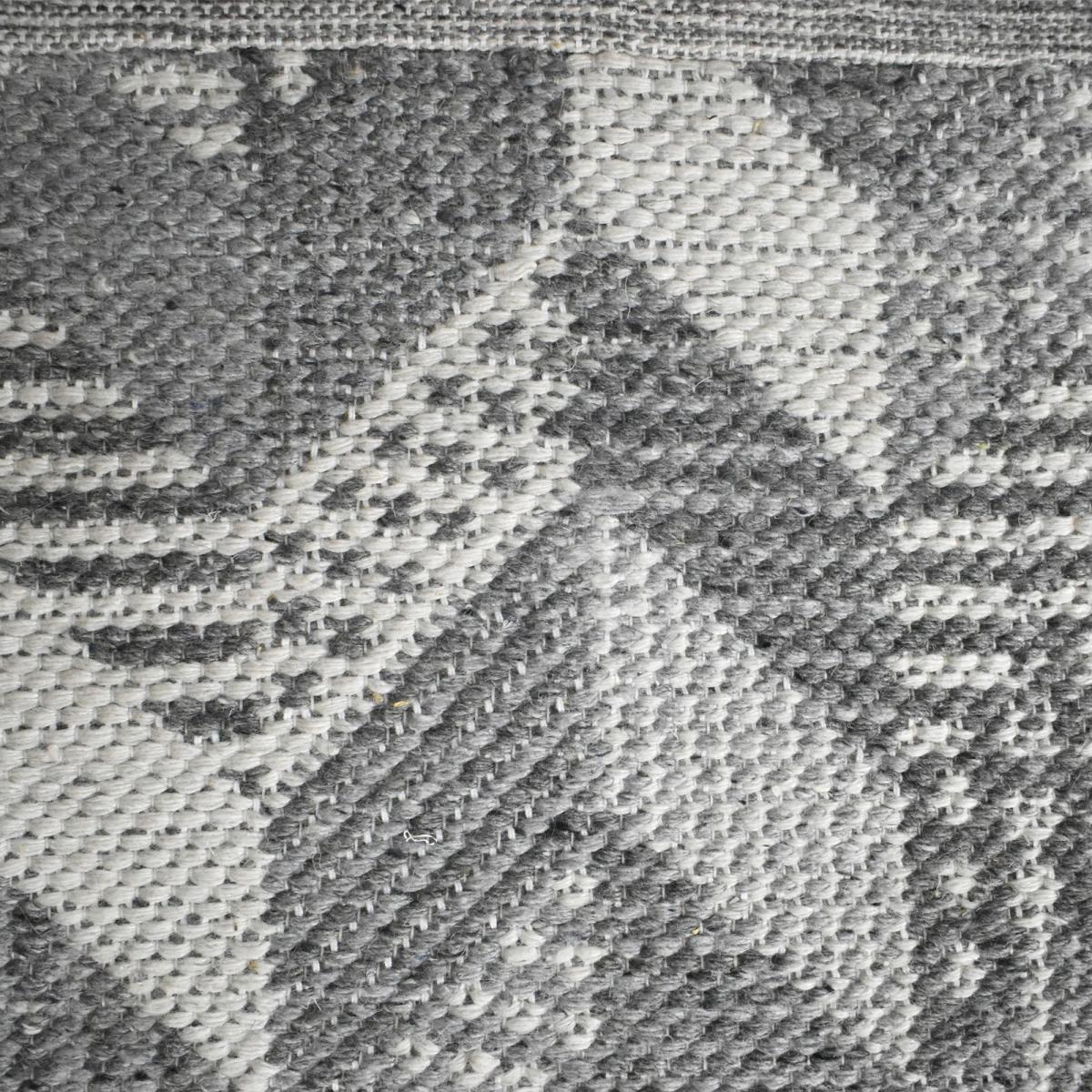 Tapis artisanal Lalu tissé à plat en laine