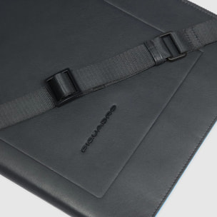 Piquadro Pochette porta iPad® in pelle con tasca per AirPods®, protezioni antiurto e RFID