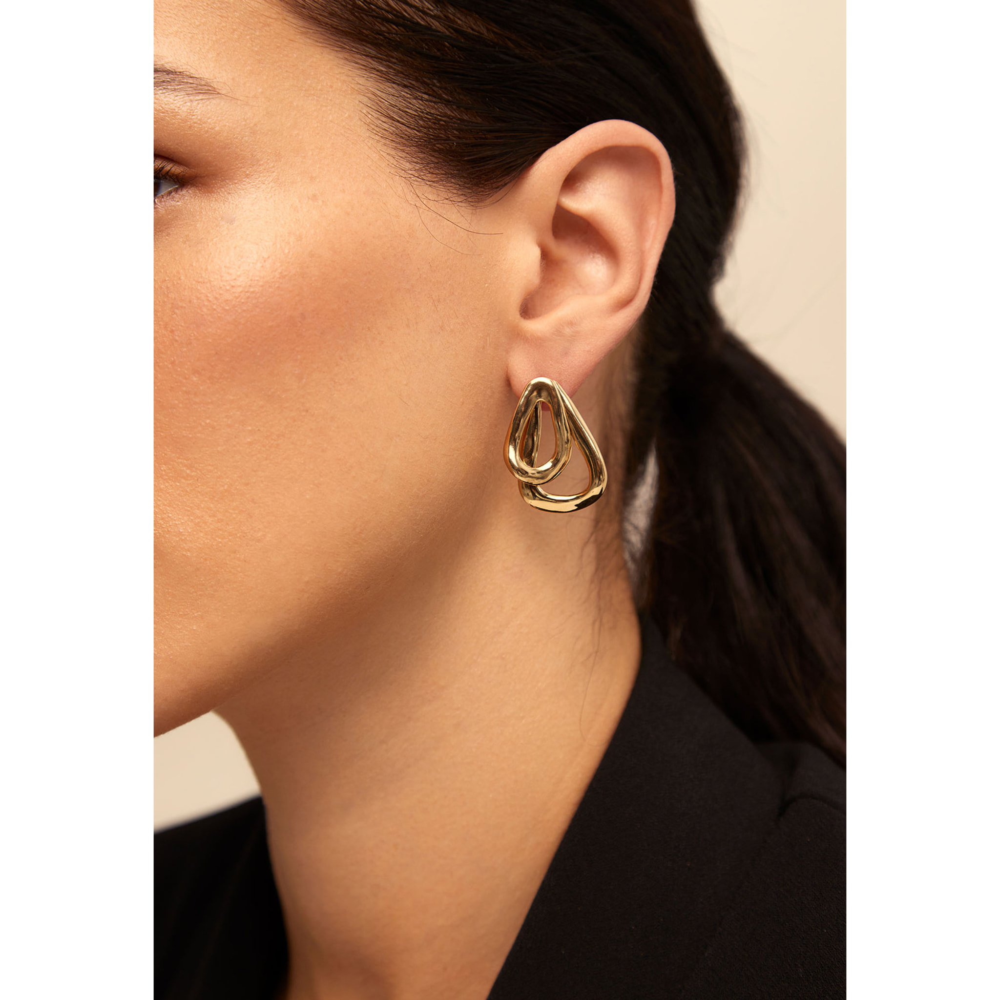 Pendiente CONNECTED DORADO U