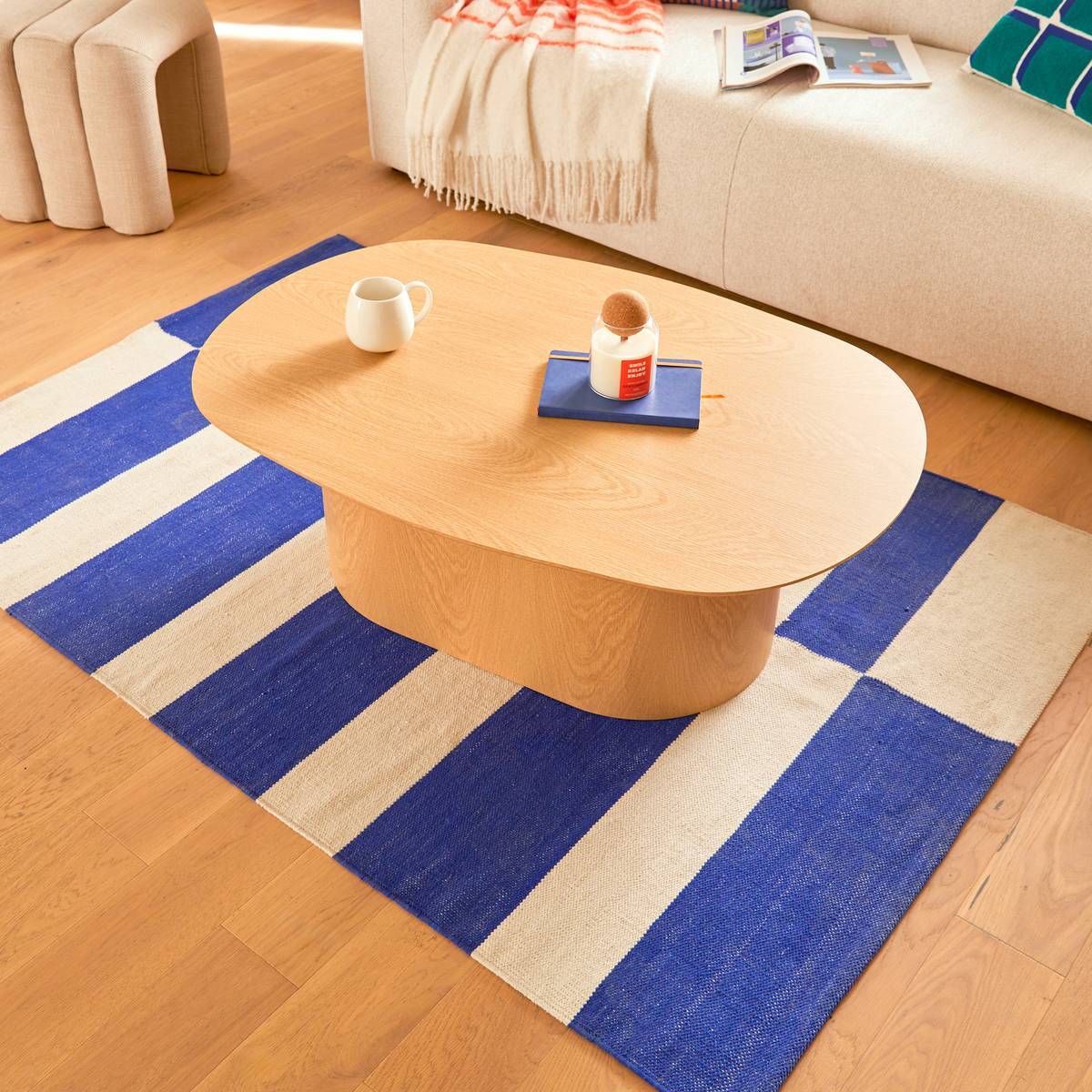 Tapis effet laine Flow bleu indigo 170x120cm