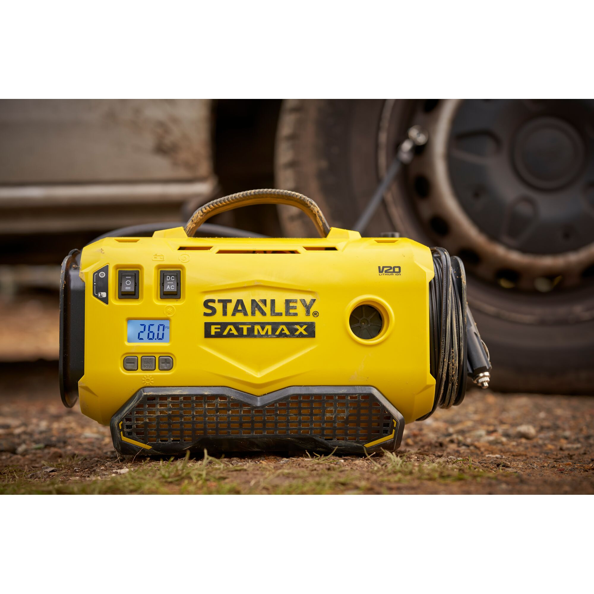 V20 Gonfleur - Compresseur 11 Bars/ 160 Psi - Lithium 18V - Sans Batterie  STANLEY FATMAX - SFMCE520B-QW