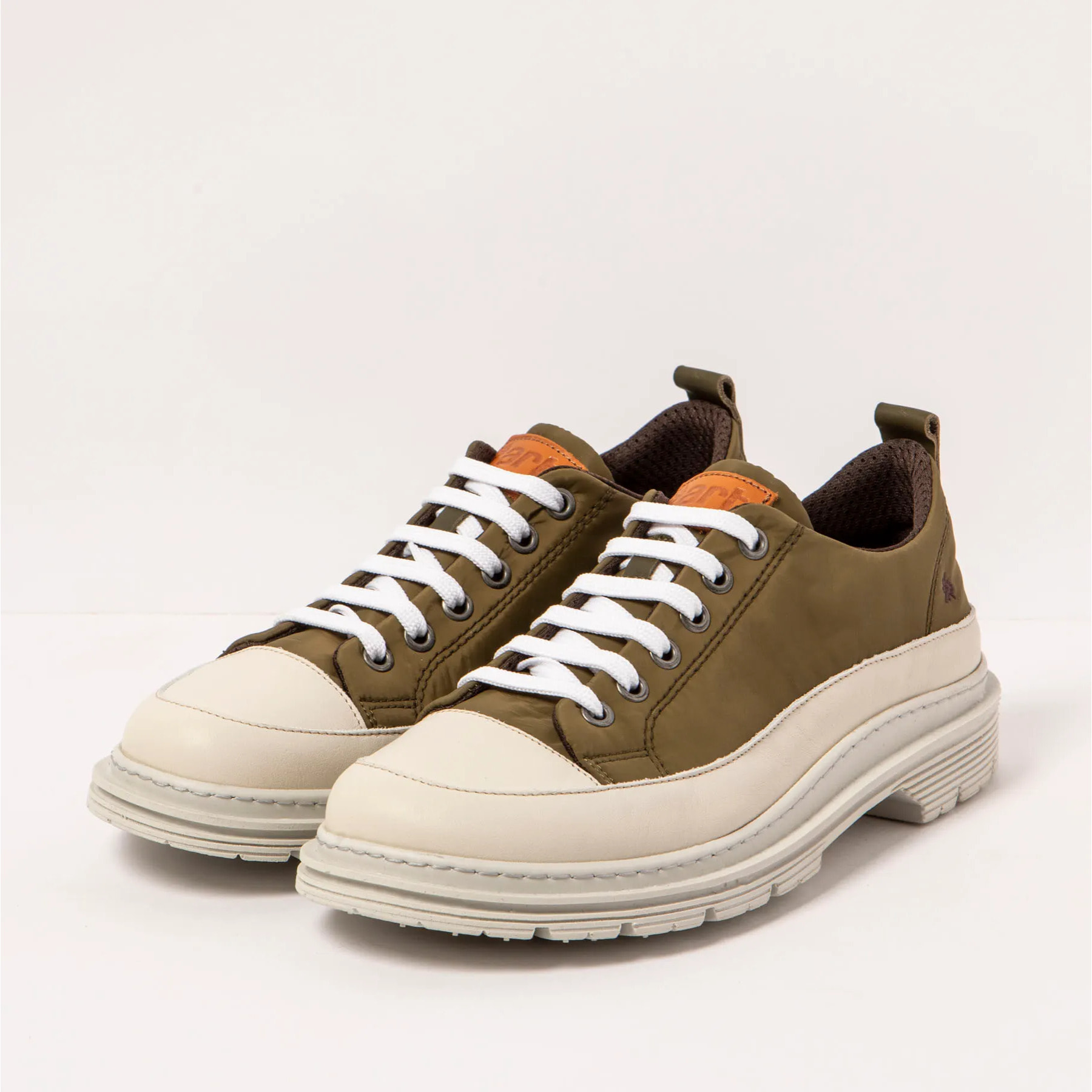 Zapatos 1894 NYLON KAKI/ BIRMINGHAM color Kaki