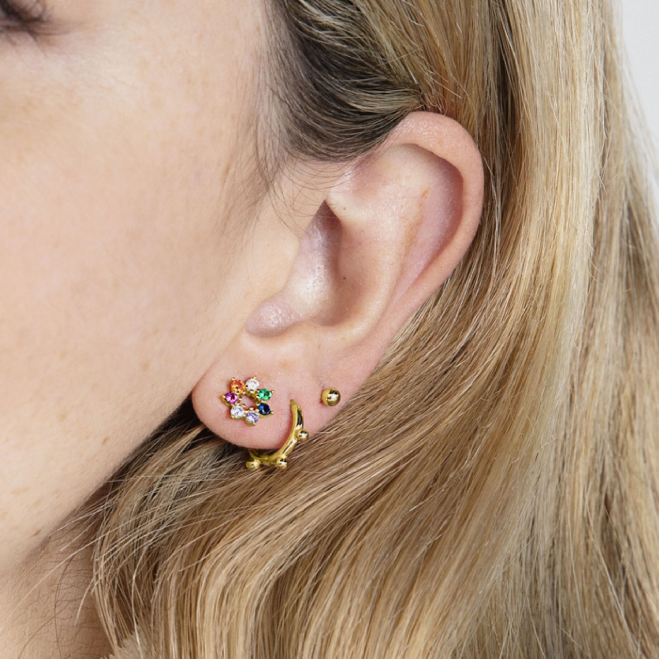 Pendientes Sywa acabado oro amarillo 18k