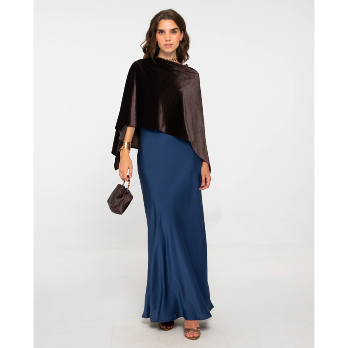 Vestido largo con escote asimétrico