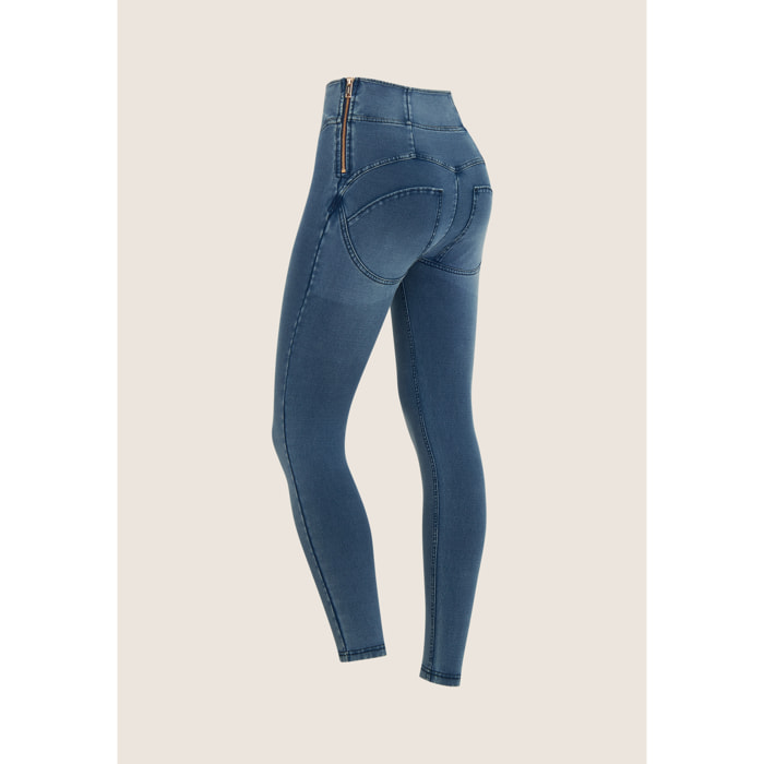 Jeggings WR.UP® con vita alta decorata da fibbia laterale