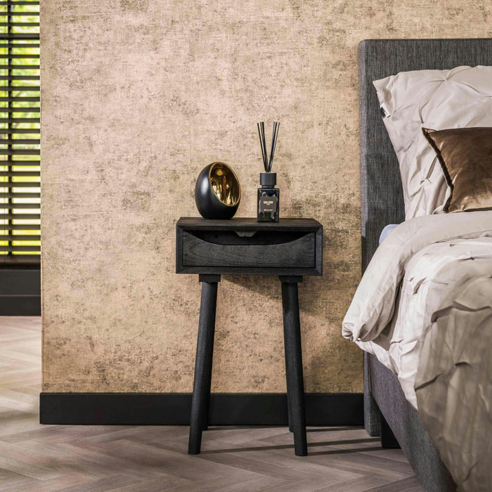 Table de chevet noire en bois avec tiroir ouvert WOODY