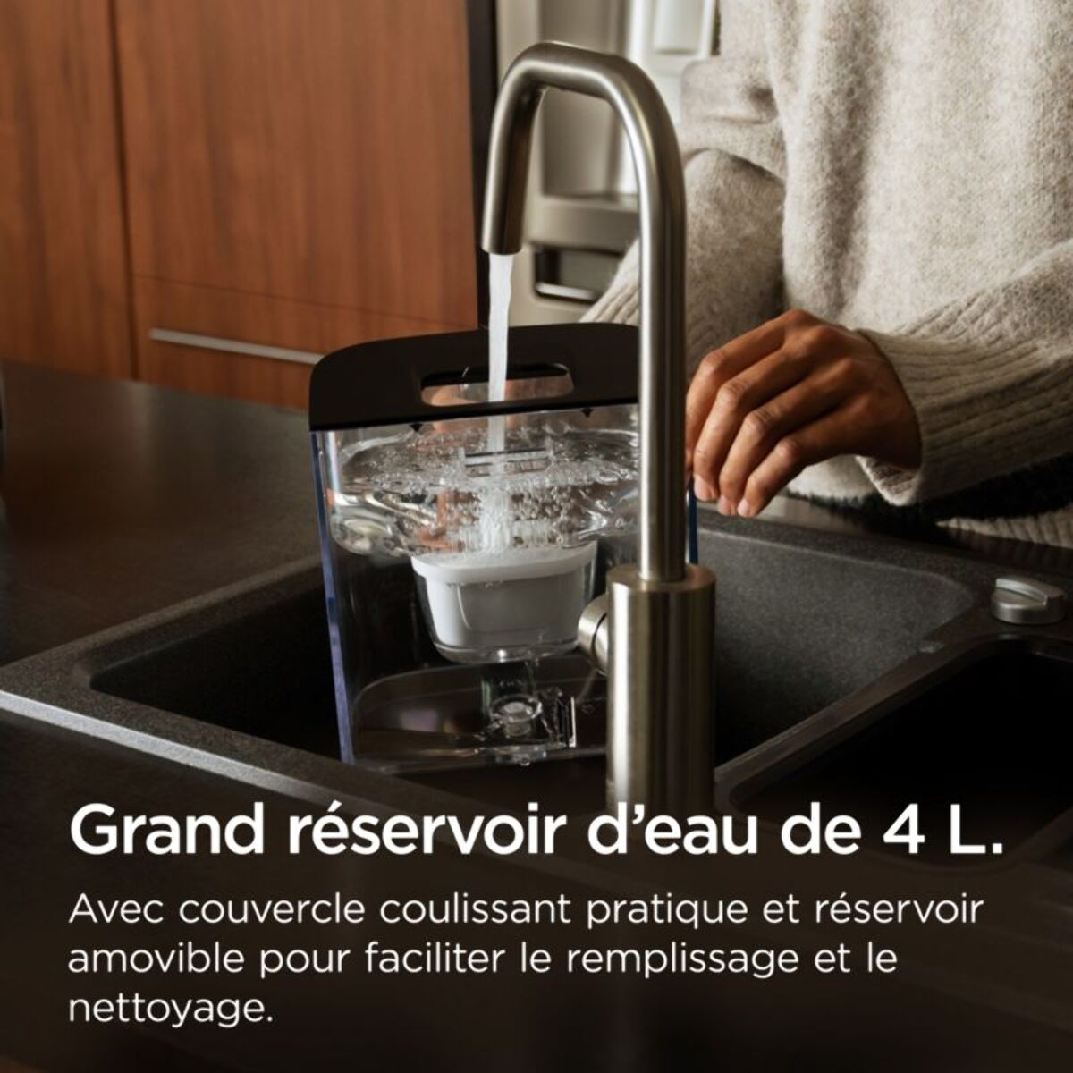 Fontaine à eau BRITA CUBE (4.0 L) technologie UV-C + 1 filtre à eau MAXTRA PRO Expert anti-tartre