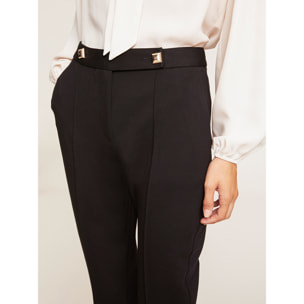 Motivi - Pantalones de pierna regular con detalle de botones - Negro