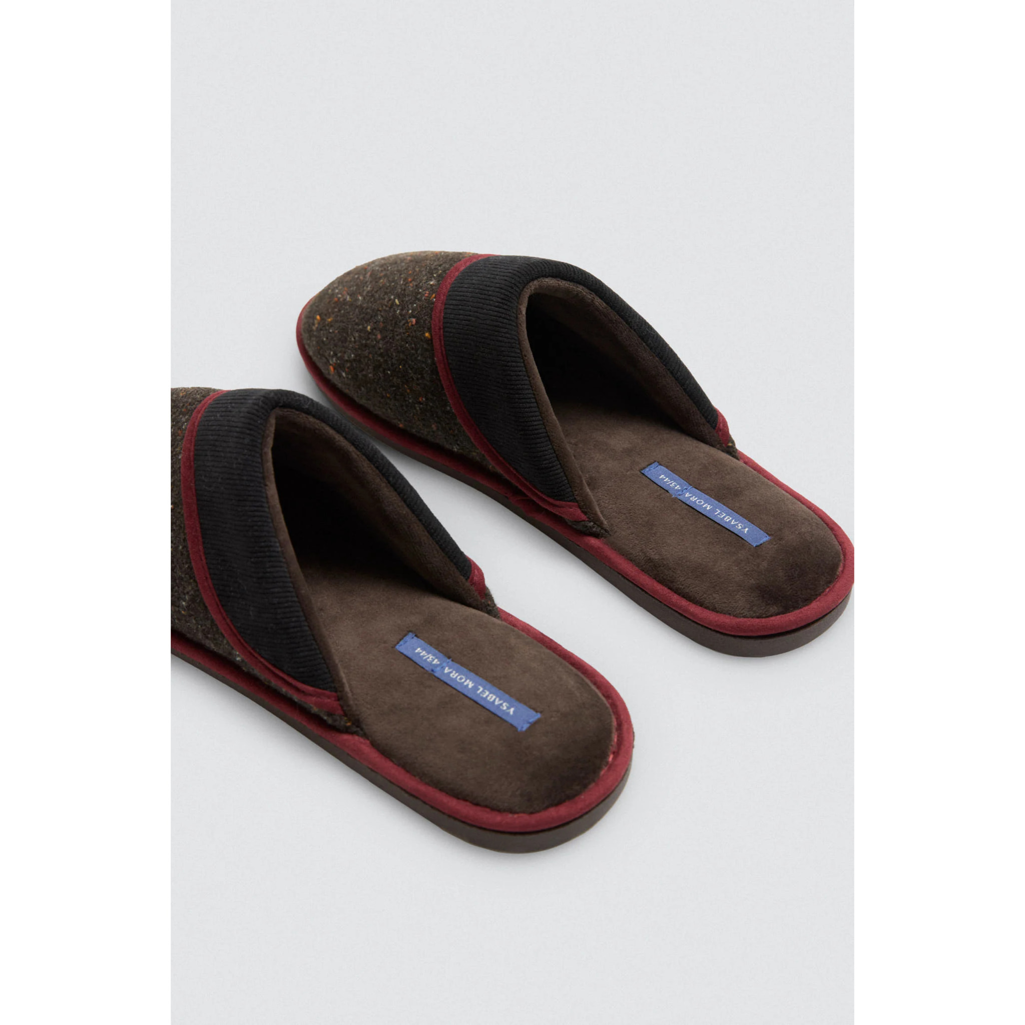 Pantofole in tessuto maculato