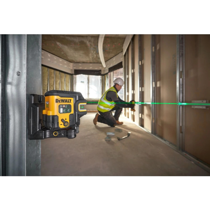 Laser à lignes croisées + 5 spots verts avec port de charge USB-C - DEWALT - DCLE14251GB-XJ