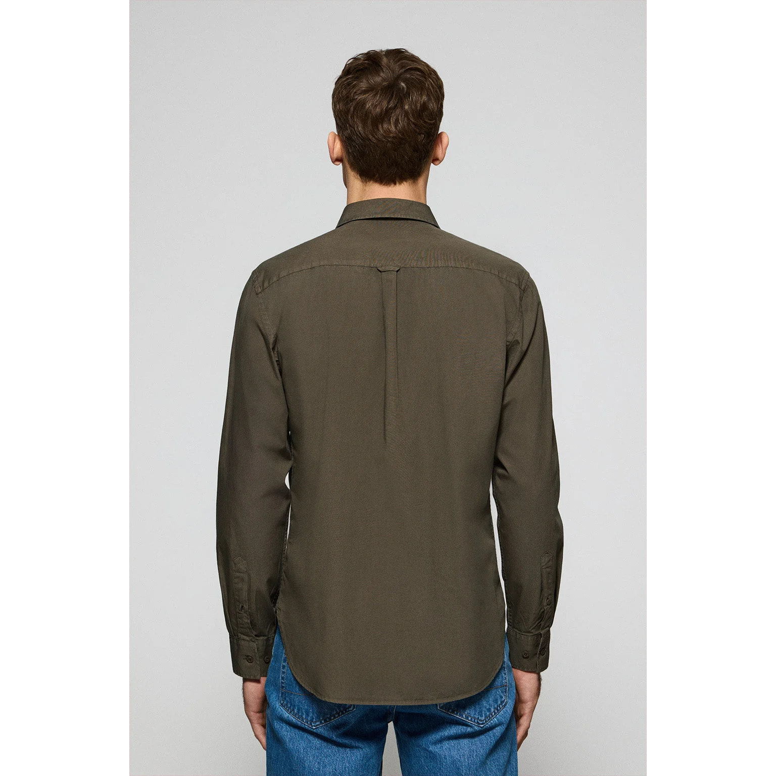 Camisa verde oscuro de popelín garment dye con bordado Rigby Go