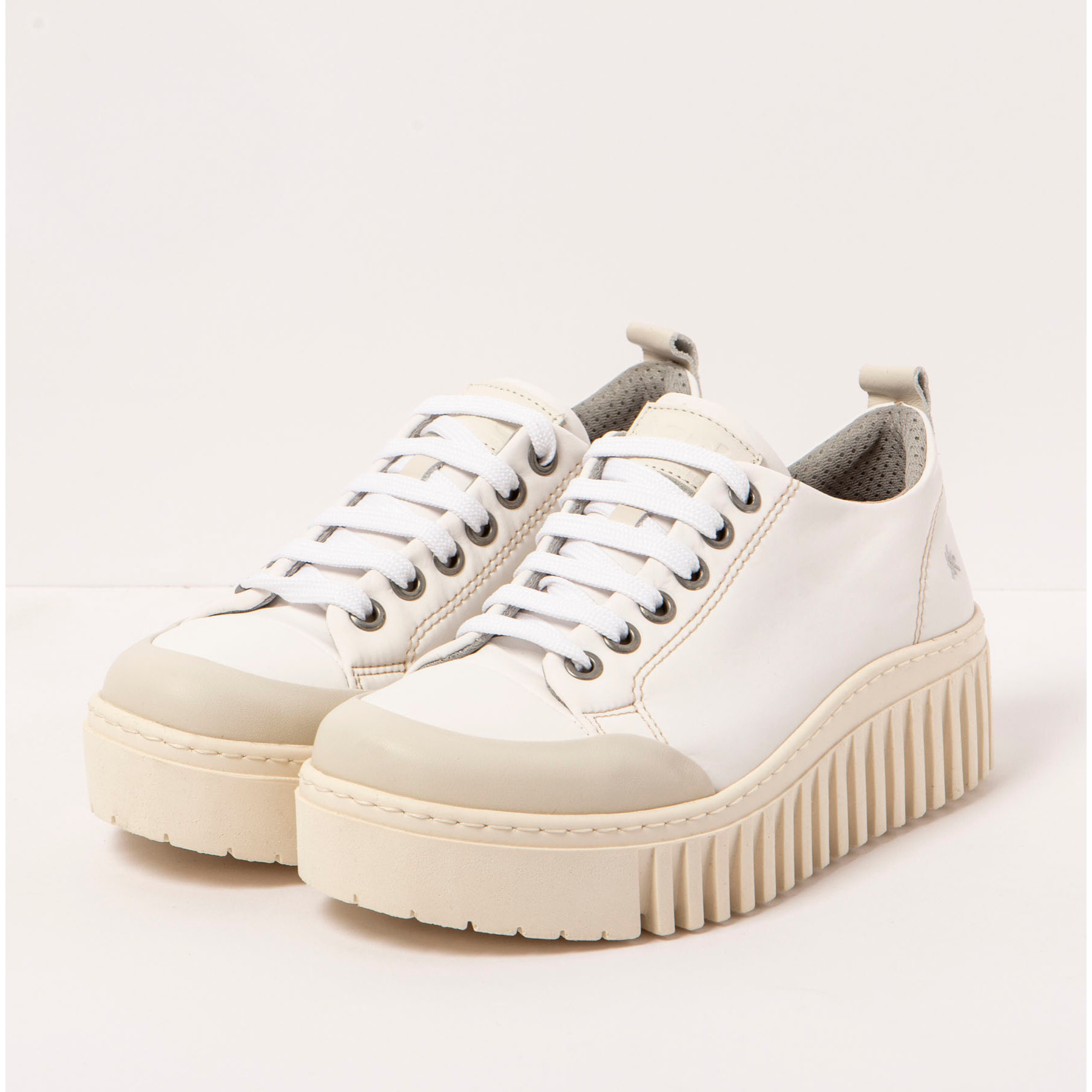Zapatos 1534 NYLON WHITE/BRIGHTON color White