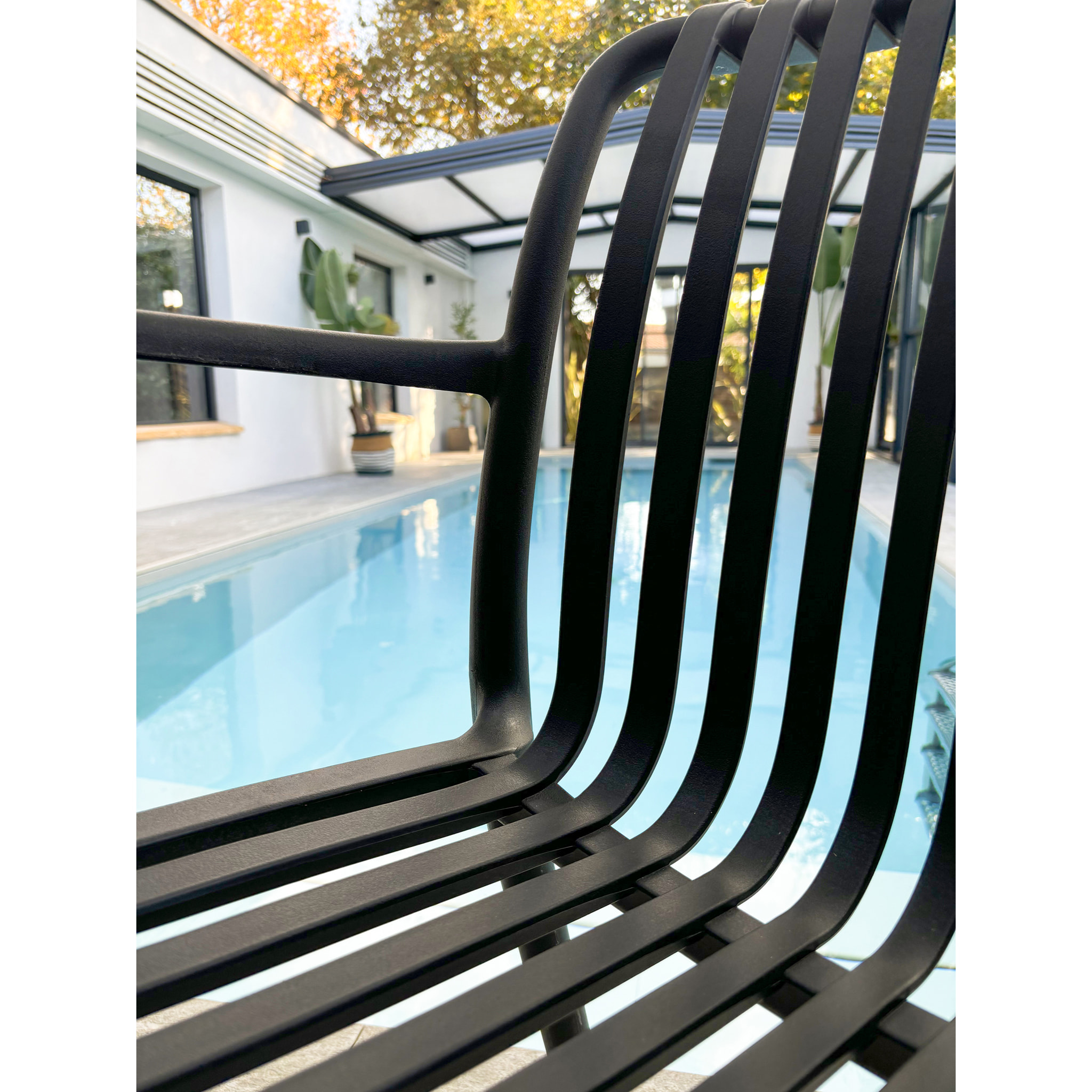 TIAGO - Fauteuil de jardin empilable en Polypropylène noir