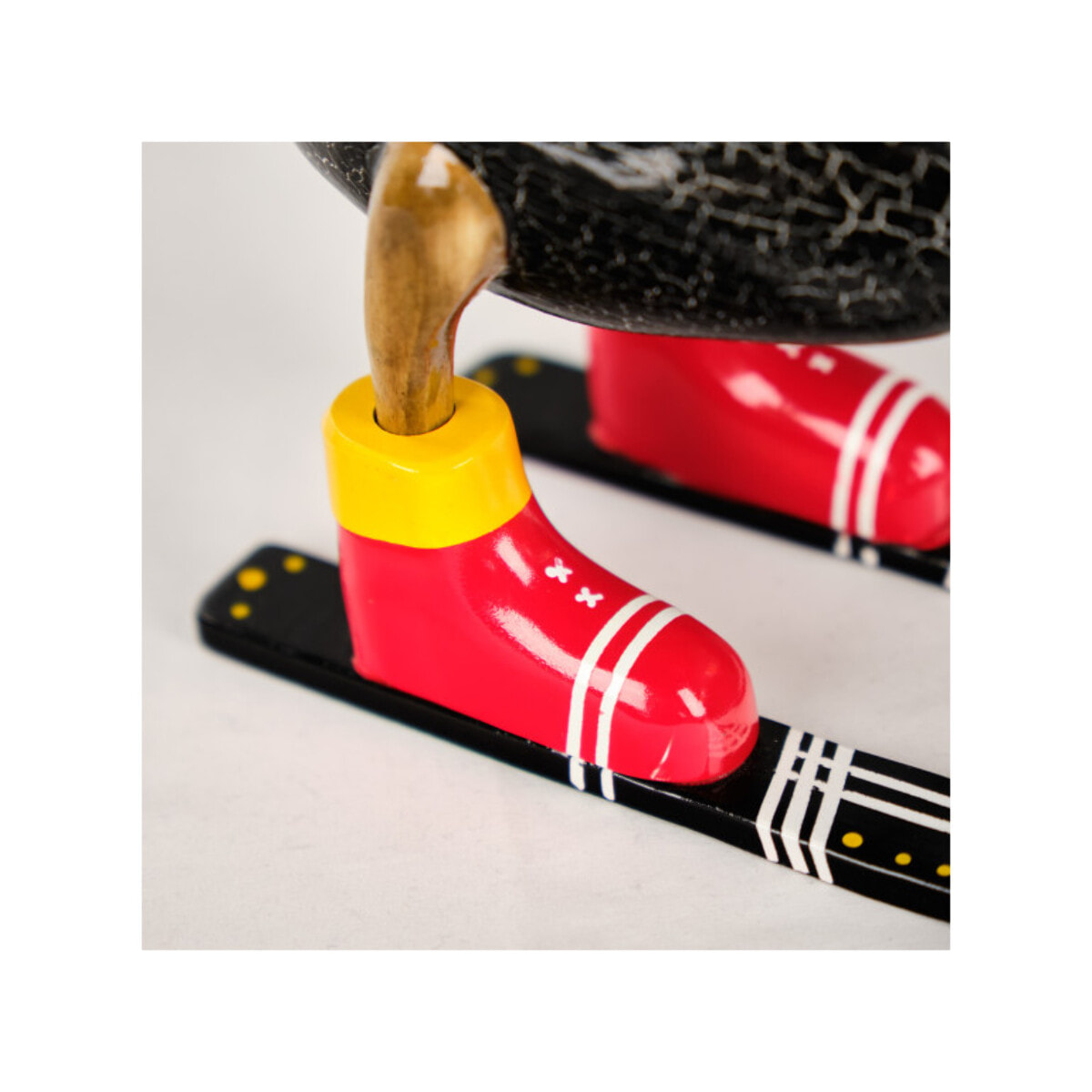 Statuette décorative Canard Skieur en Bois de Teck H. 18 cm – DAMAS