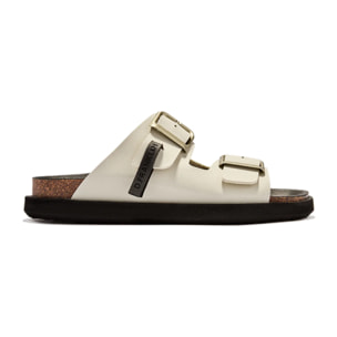 Sandalias de Mujer Cierre Hebilla en Beige Vibe Champion