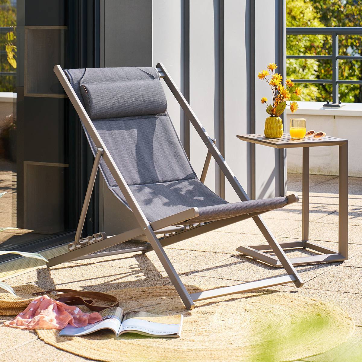 Chilienne de jardin empilable pliable Lunivia café