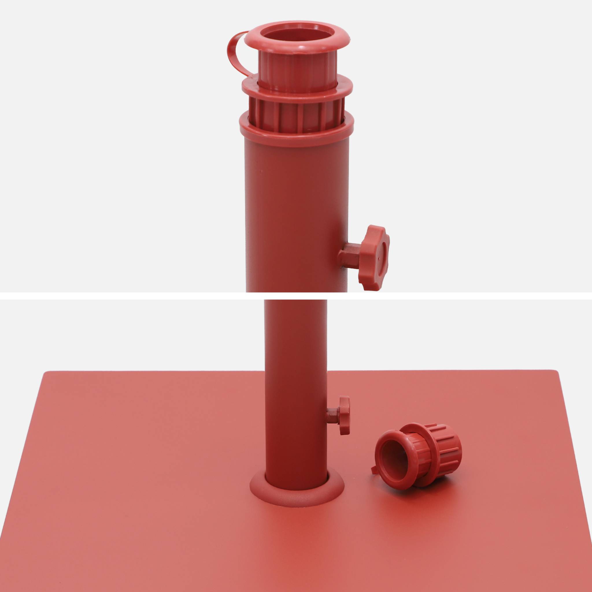 Pied carré en acier terracotta pour parasol à mât central - Terra