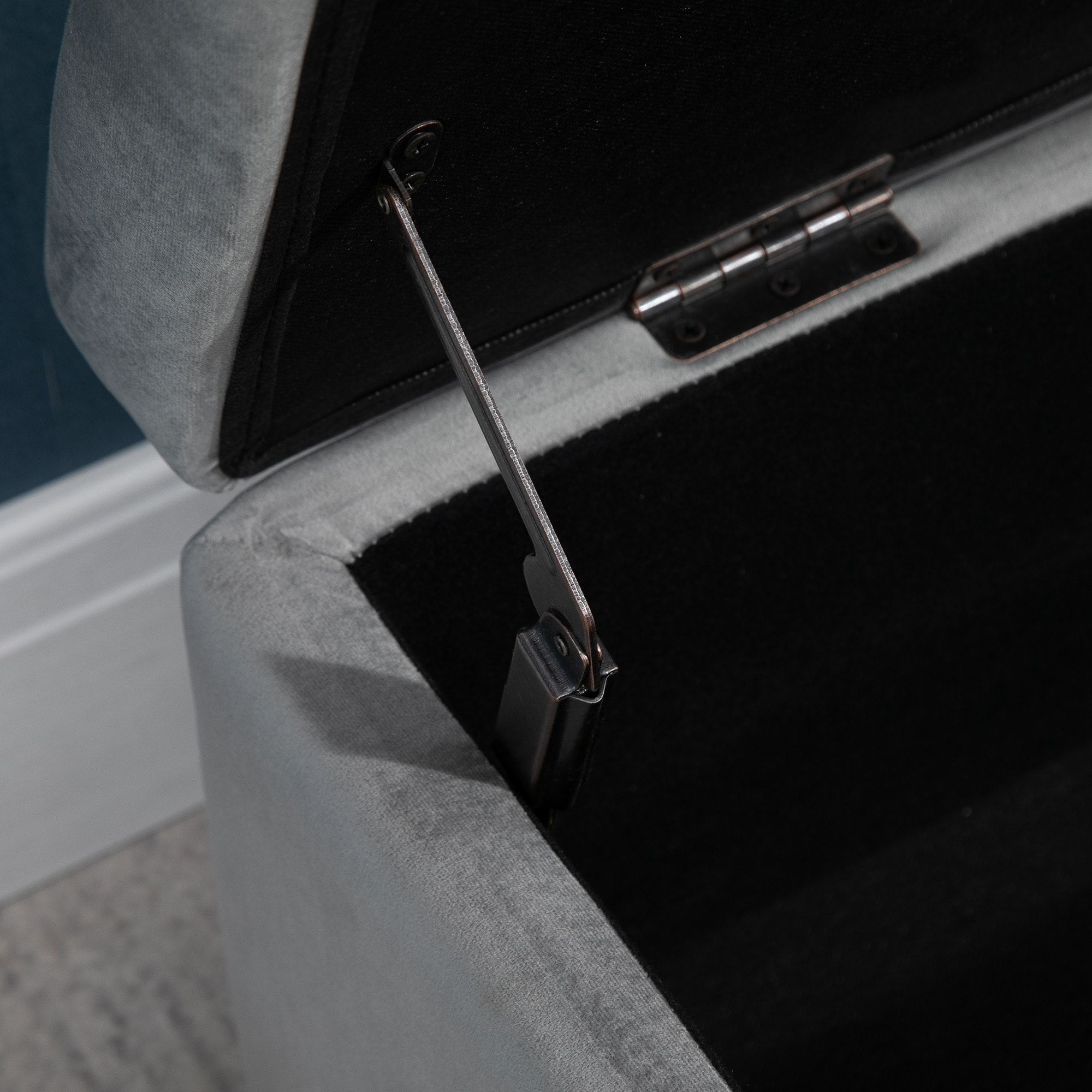 Grand pouf coffre de rangement design contemporain velours
