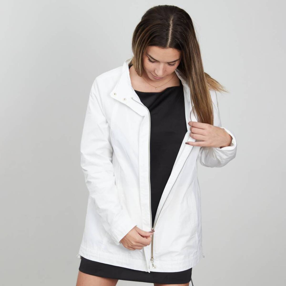 Chaqueta Mujer de la marca GEOX  modelo W9220V T2415 BLANCO
