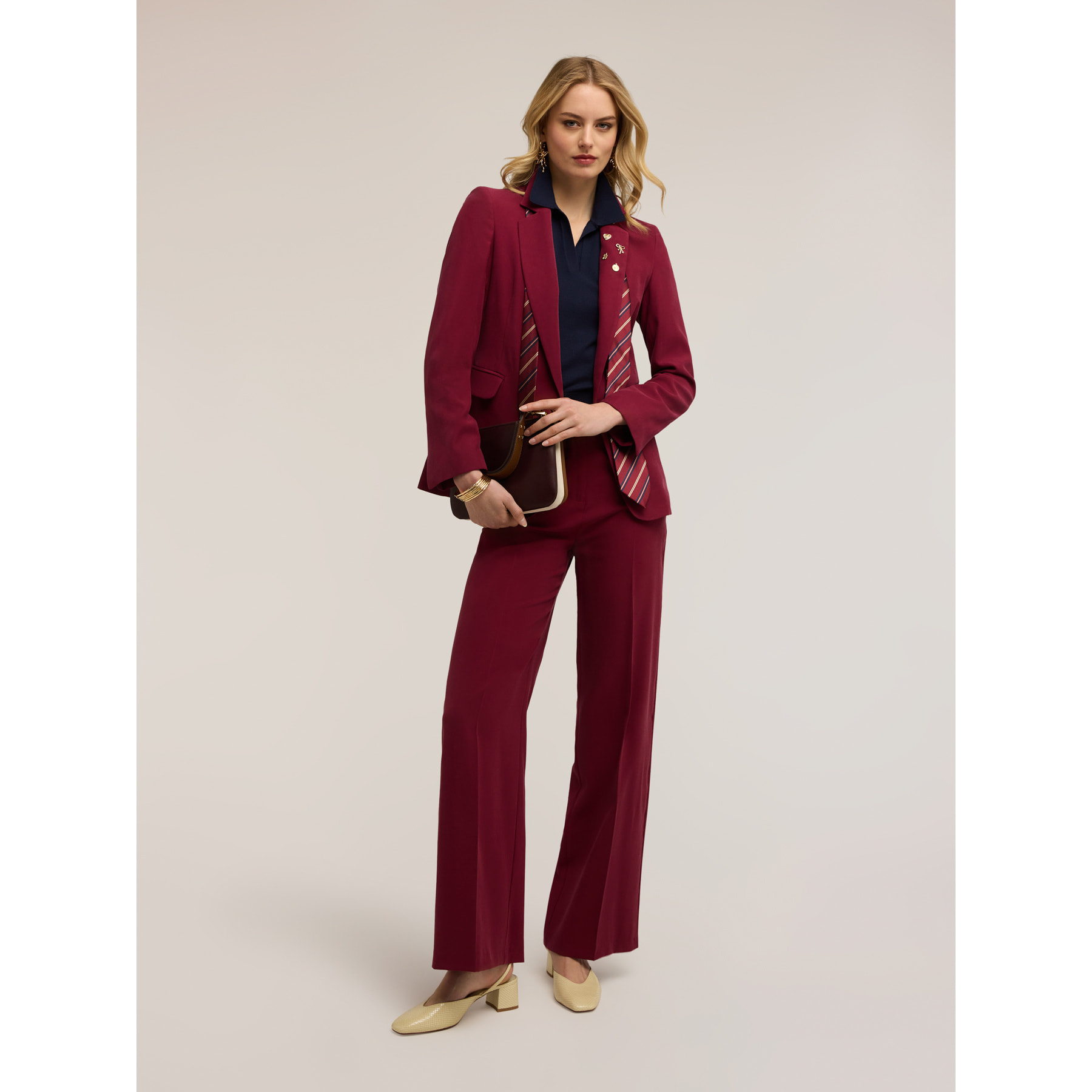 Motivi - Giacca con applicazioni e cravatta - Bordeaux