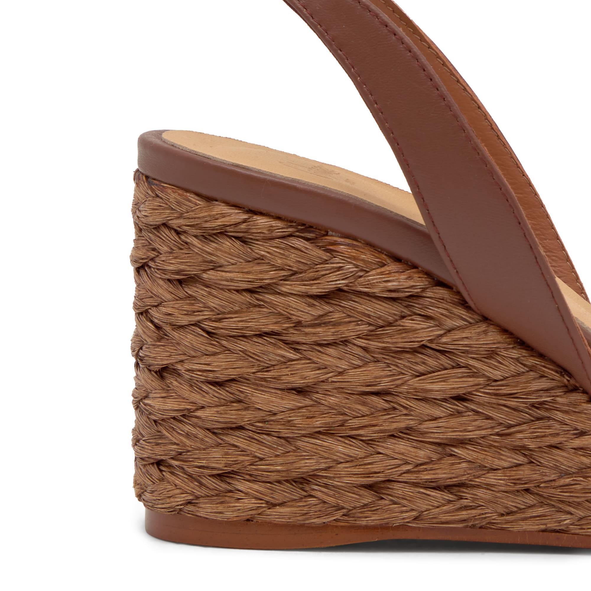 Sandalia destalonada Barby trenzada en rafia natural