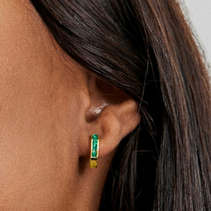 Pendientes de 9mm de diámetro con Circonita Esmeralda acabado oro amarillo de 18K