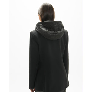 Giacca tecnica in stile americano con gilet interno imbottito in nylon.