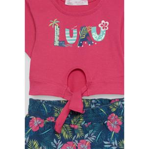 Conjunto Niña Top Color Grosella Crop “Aloha” con Nudo Frontal + Shorts Estampado Tropical Look Veraniego en Algodón Suave, Fresco | Color: Grosella | Street Monkey