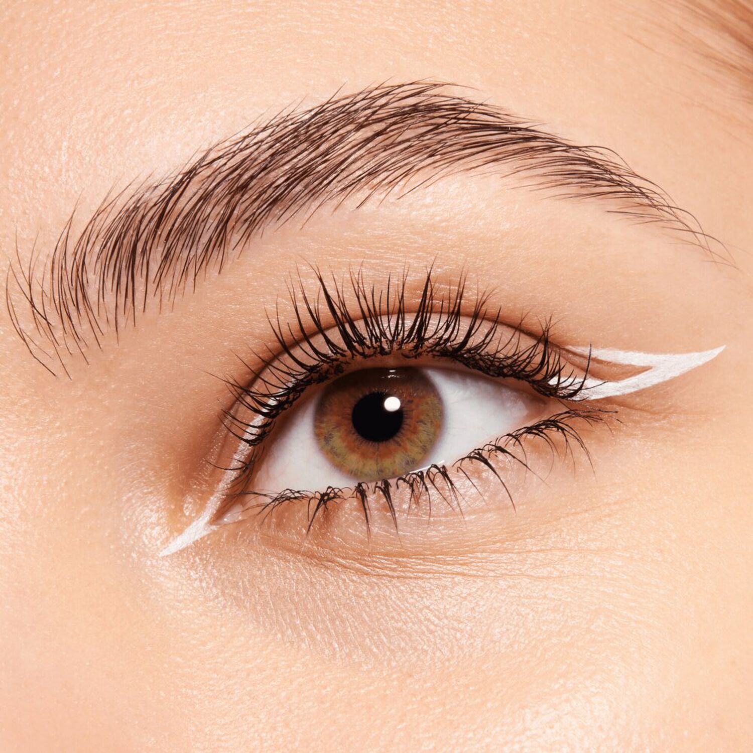 Calligraph Artist Matte Liner - Eyeliner Feutre Haute Couvrance