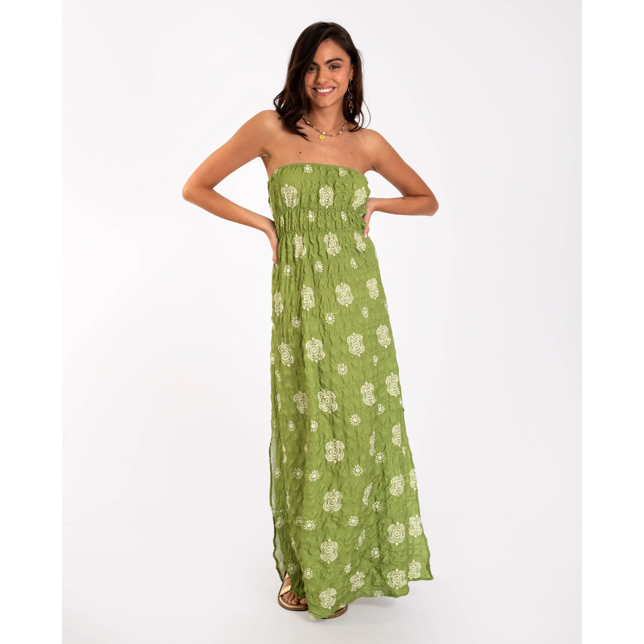 Vestido largo con escote palabra de honor