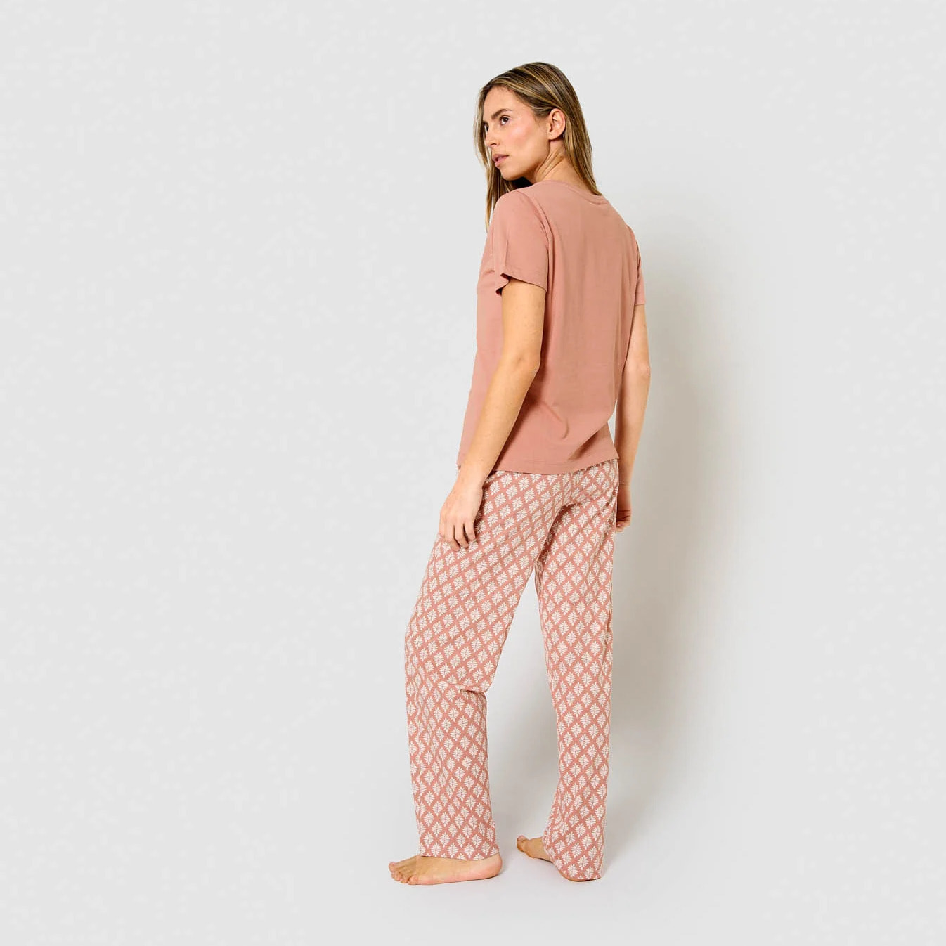Pijama largo algodón manga corta con escote pico zurich rosa