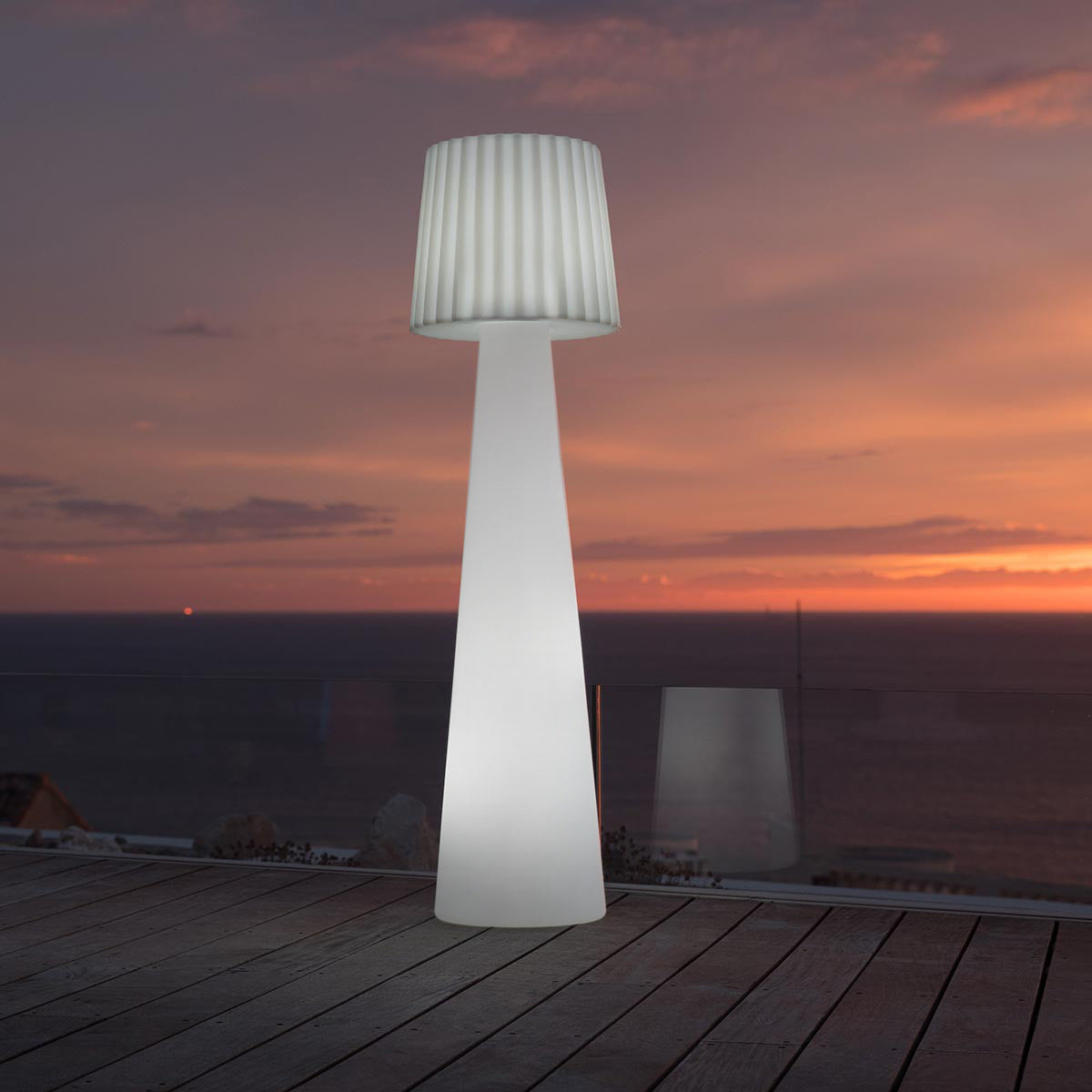 Lampadaire ext filaire LADY H110CM