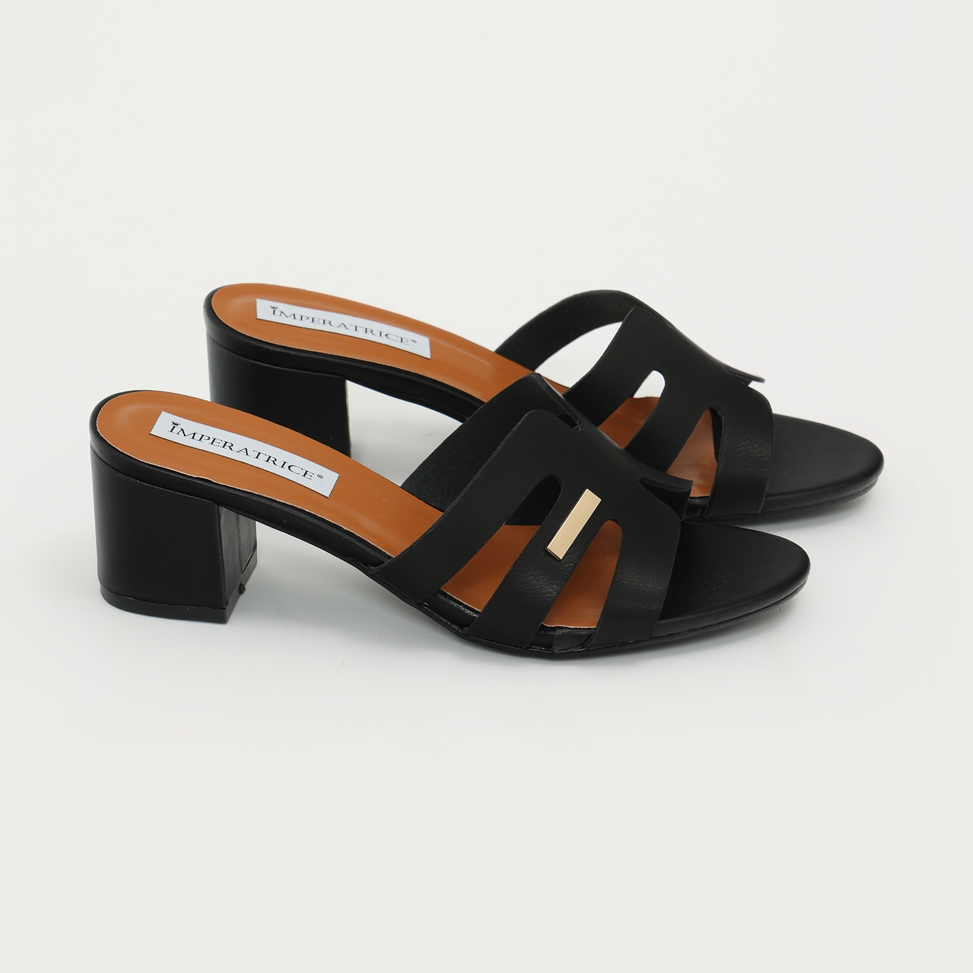 Sandali in simil pelle con tacco comodo