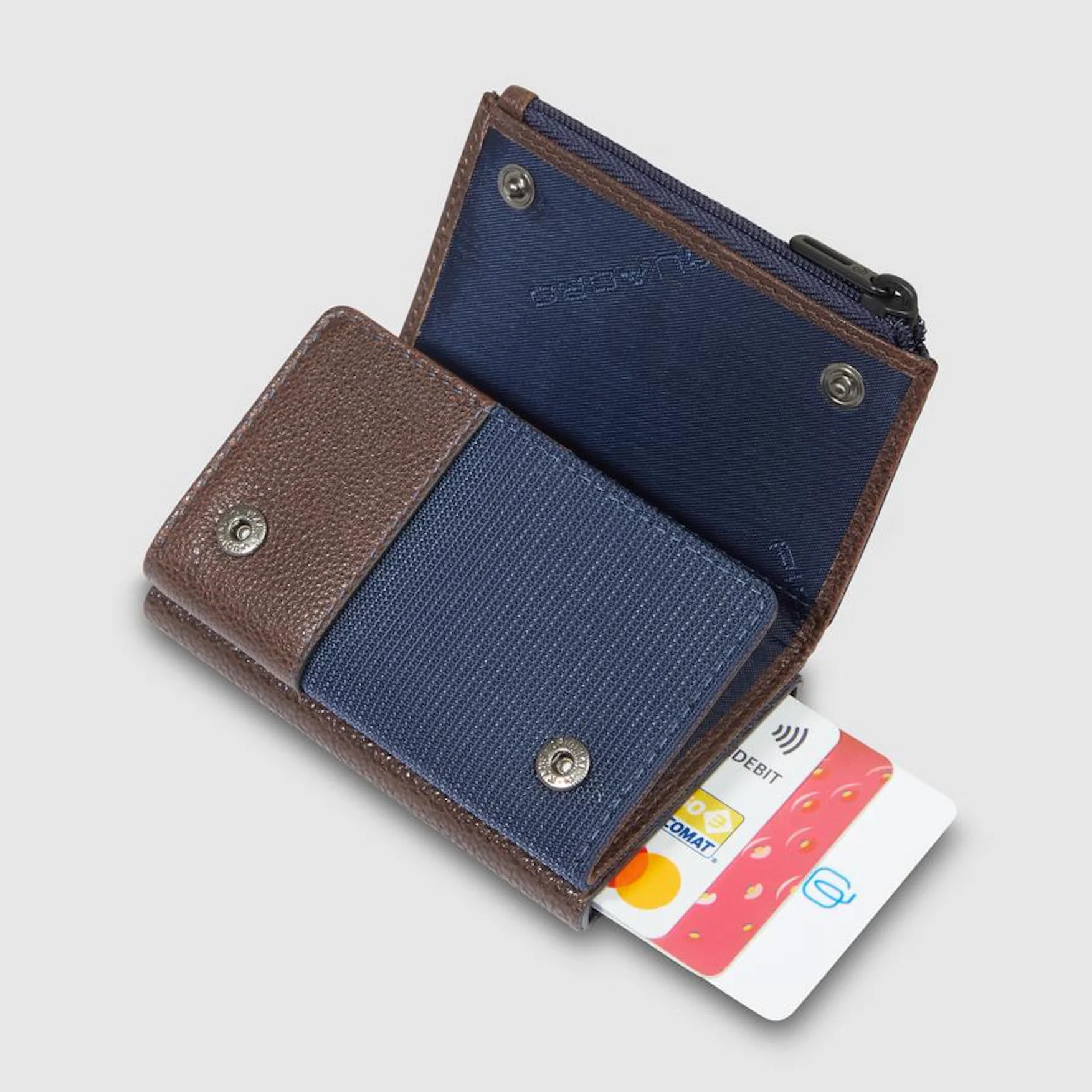 Piquadro Portafoglio compatto con portacarte automatico, porta monete e protezione RFID