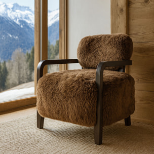 Fauteuil effet fourrure marron et structure en bois  YACK